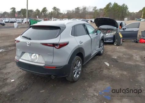 2025 Mazda Cx-30 2.5 S Preferred Package z USA, uszkodzony, nr VIN 3MVDMBCM7SM803144